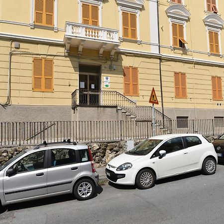 A&B Affittacamere A Boccadasse Genoa Luaran gambar